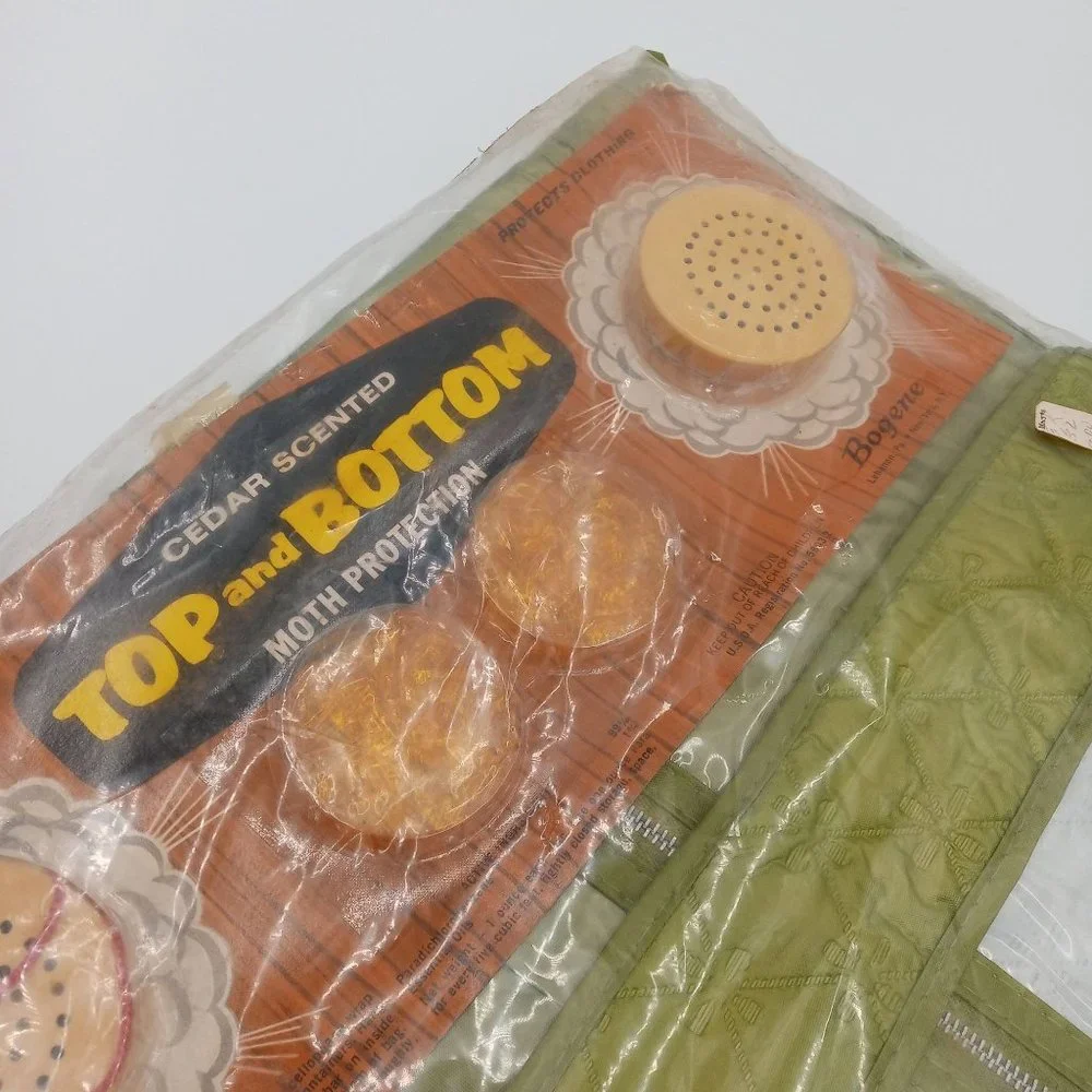 Vintage 1966 Bogene Garment Bag Avocado Green NOS New Old Stock Closet Organizer